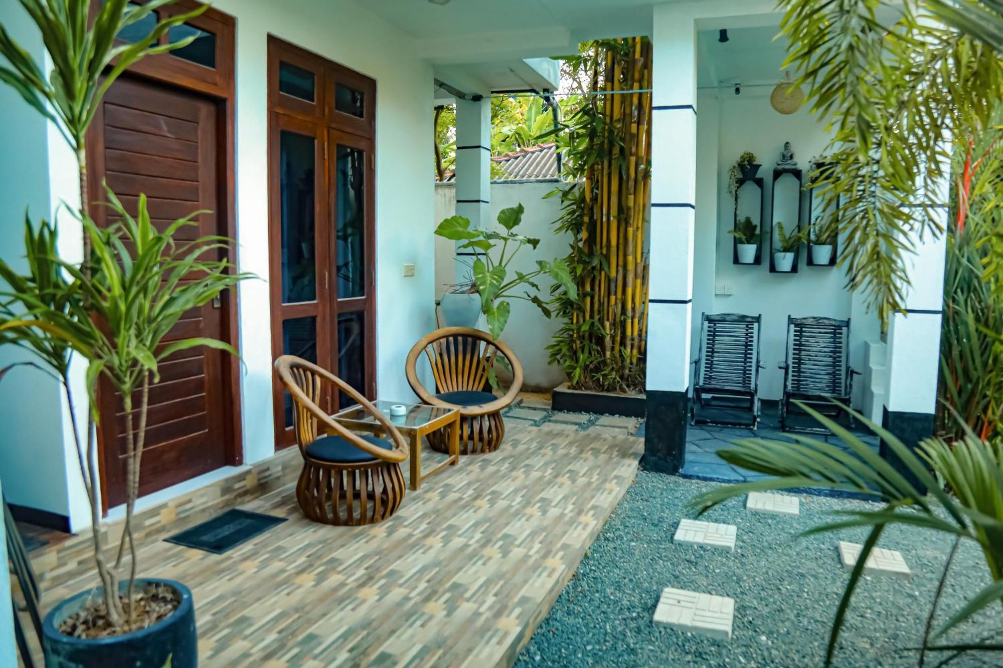 Hidden Villa Хиккадува Экстерьер фото